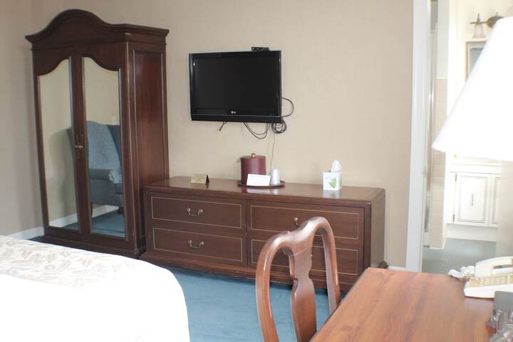 Waynebrook Inn Est 1865
