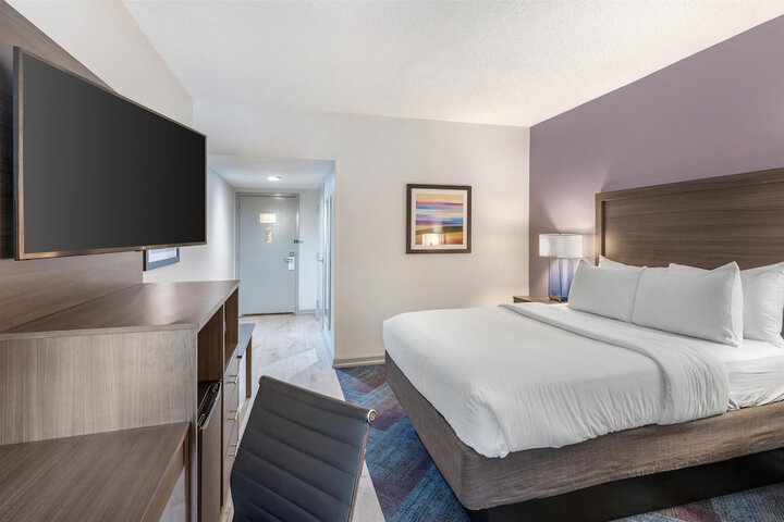 Best Western Hickory