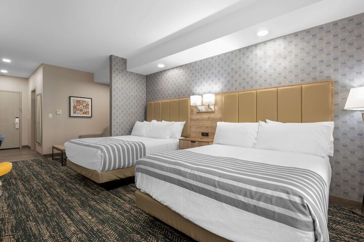 Room 36 of 64