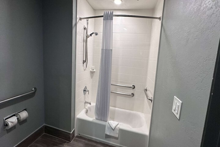 La Quinta Inn & Suites by Wyndham Chicago Gurnee