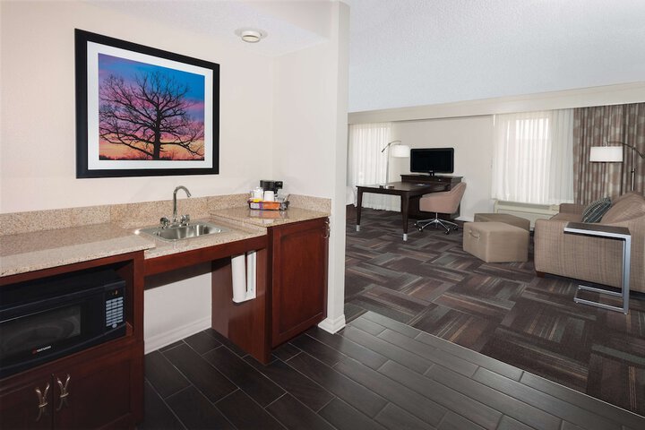 Room 9 of 35