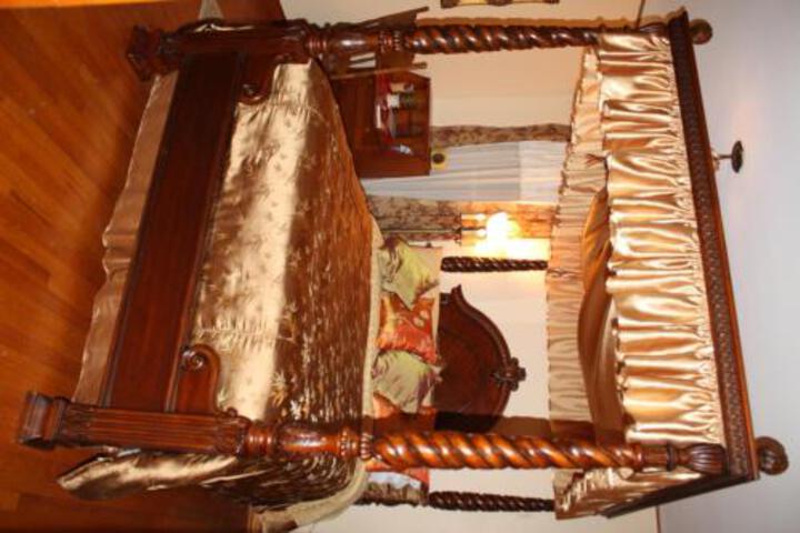 Allas Historical B & B