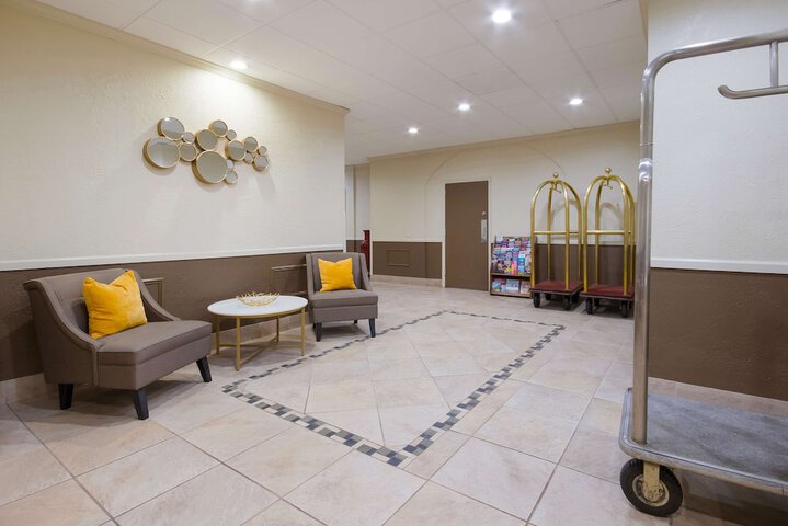 Hotel Interior 18 of 43