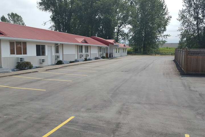 Rainbow Motor Inn