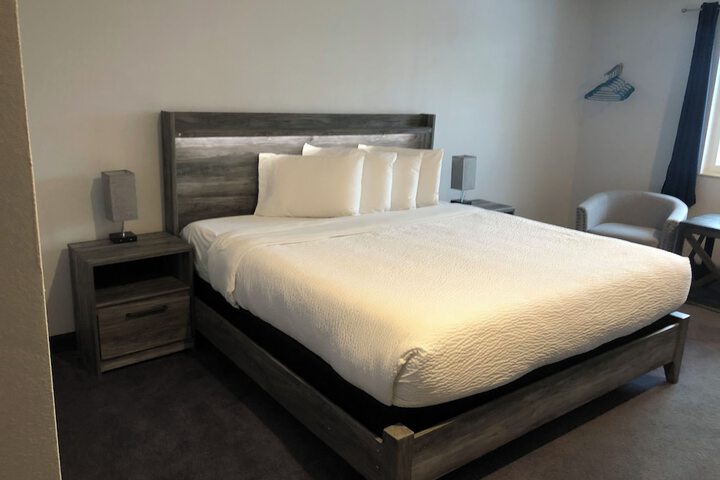 Room 21 of 49