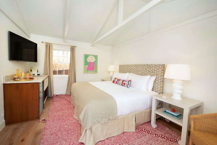 Room 6 of 29