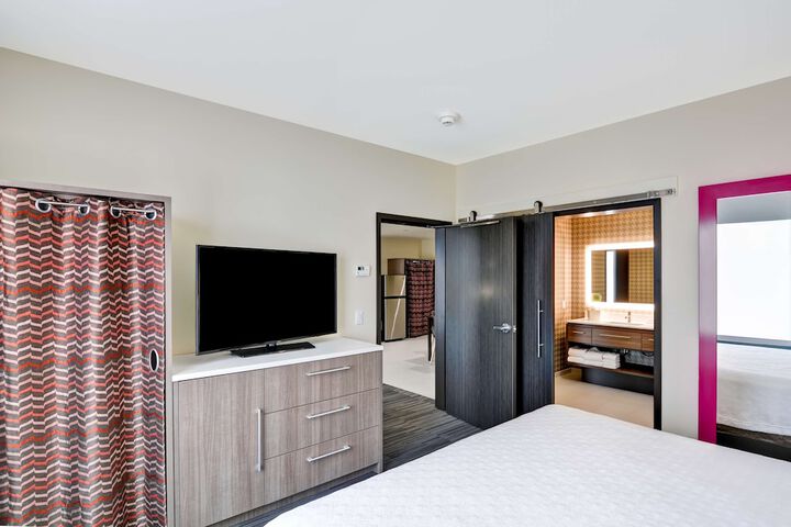 Room 30 of 47