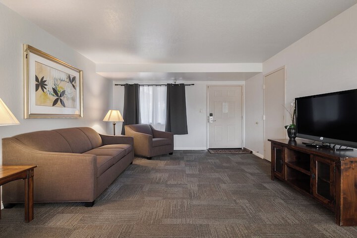 Room 34 of 55