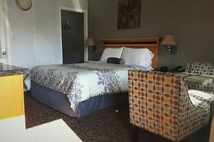 Room 21 of 24