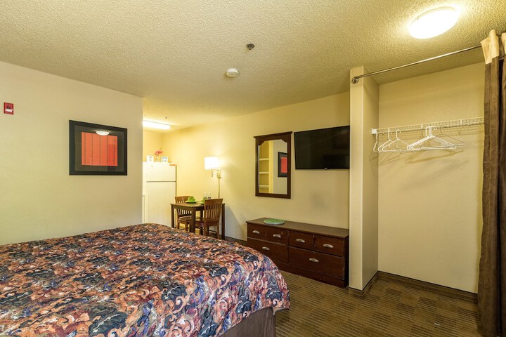 Room 7 of 13