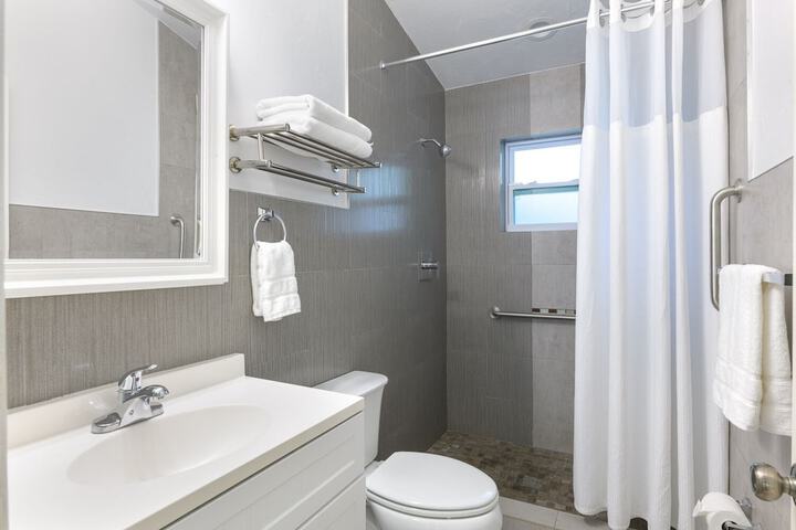 Kona Kai Resort and Gallery - Adults Only