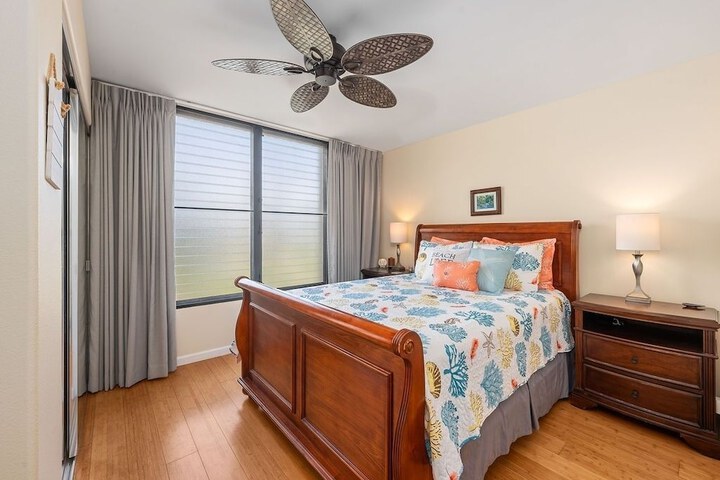 Room 30 of 52