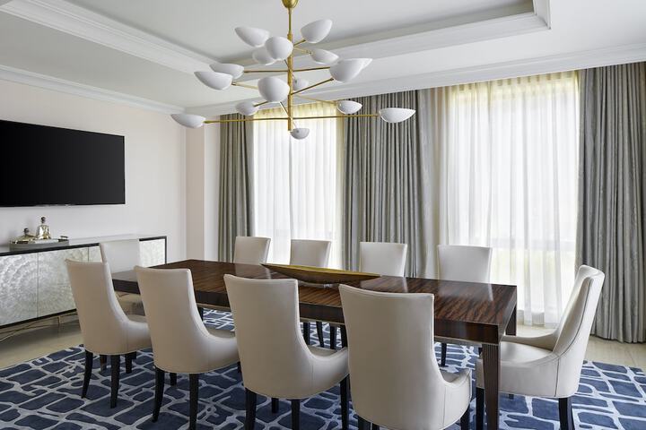 Room 31 of 64
