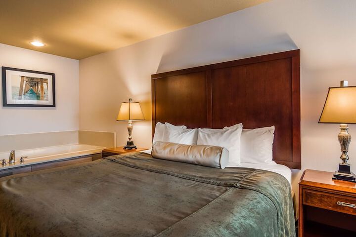 Room 41 of 48