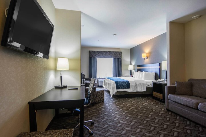 Comfort Inn & Suites