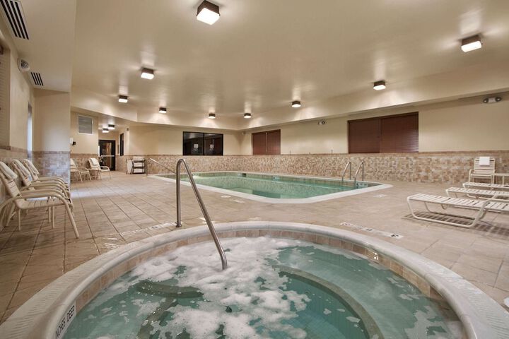 Pool 4 of 30