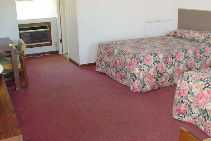 Room 15 of 19