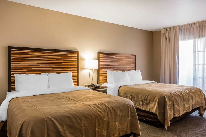 Room 14 of 30