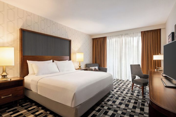 The American Hotel Atlanta Downtown Tapestry Collection by Hilton