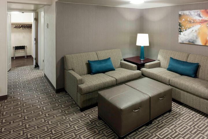 Room 16 of 44