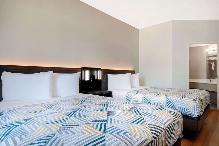 Room 18 of 26