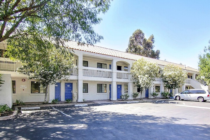 Motel 6 Thousand Oaks CA