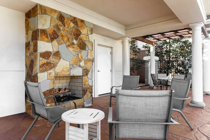 Terrace/Patio 34 of 35