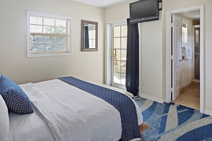 Reefhouse Resort & Marina