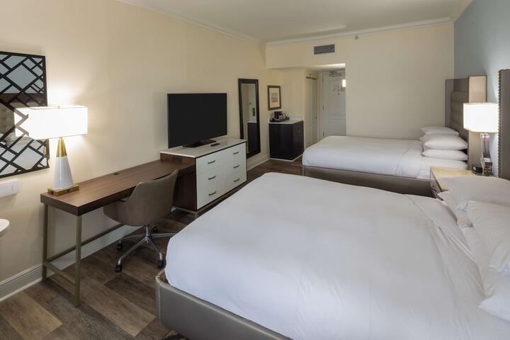 Room 19 of 39
