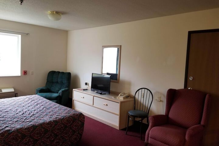Room 173 of 232