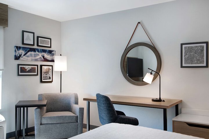 Hampton Inn Anderson / Alliance Business Park