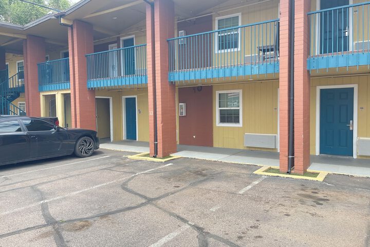 Hotel 6 of 41