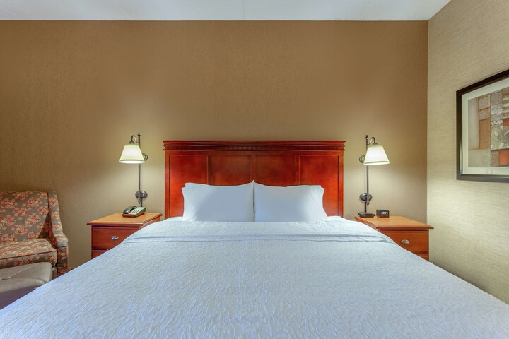 Room 2 of 18