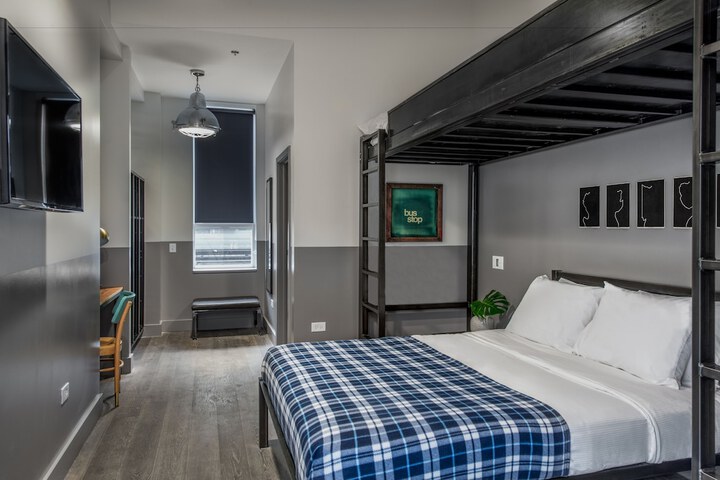 Room 48 of 54