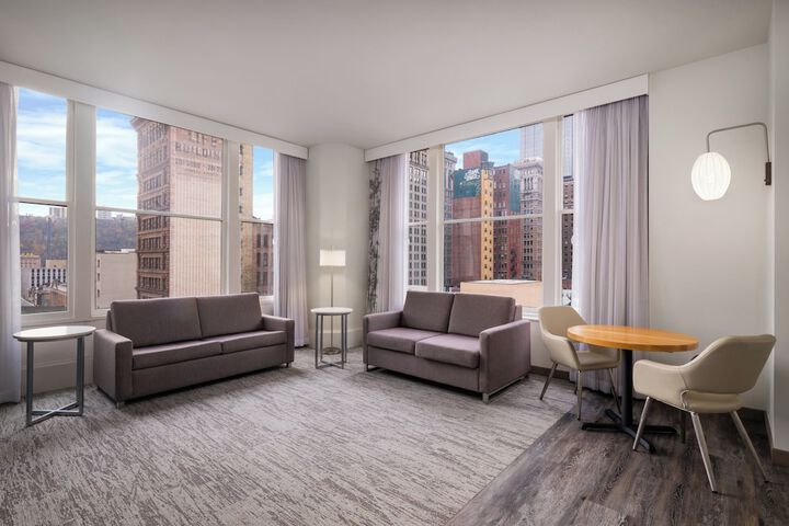 EVEN Hotel Pittsburgh Downtown by IHG