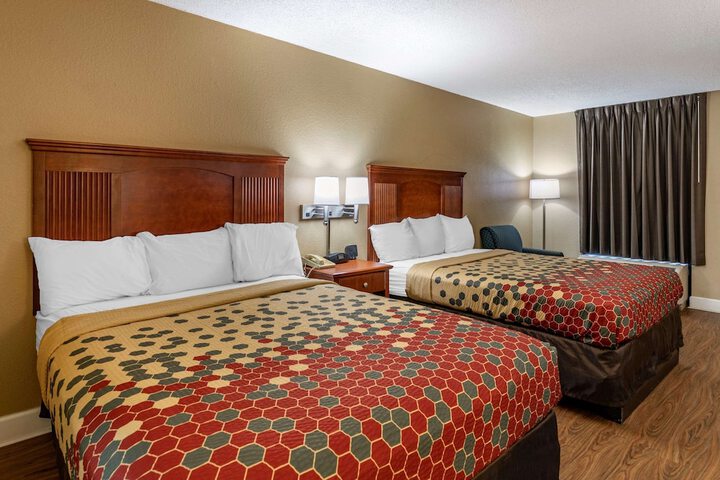 Room 5 of 23