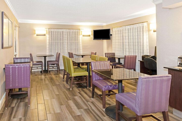 Hotel Interior 5 of 34