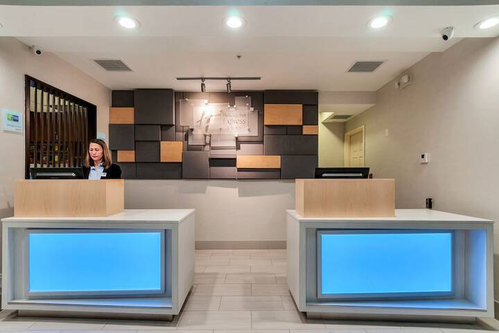 Hotel 2 of 37