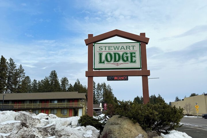 Stewart Lodge