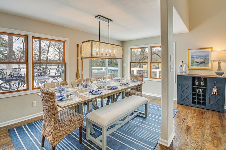 Hot Springs Lakefront Home w / Dock & Water Views!