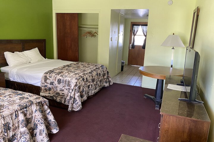 Room 21 of 29