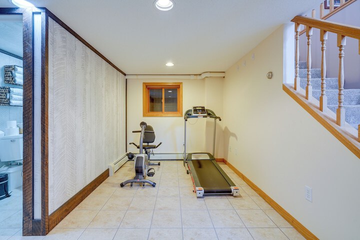 Sauna Spa & Stargazing: Coudersport Home!