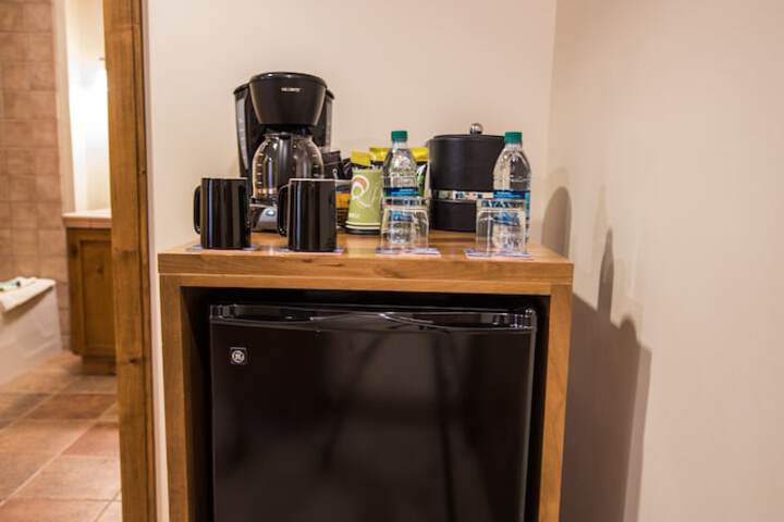 Breakfast/Coffee Service 136 of 164