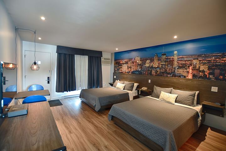 Room 15 of 21