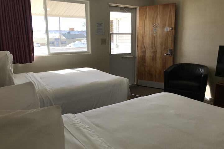 Room 14 of 33