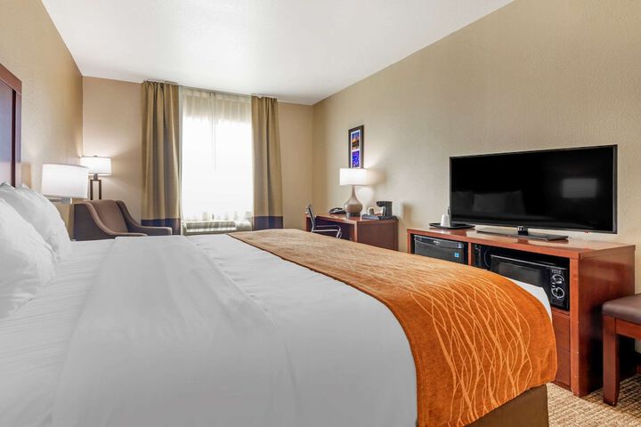 Room 15 of 32