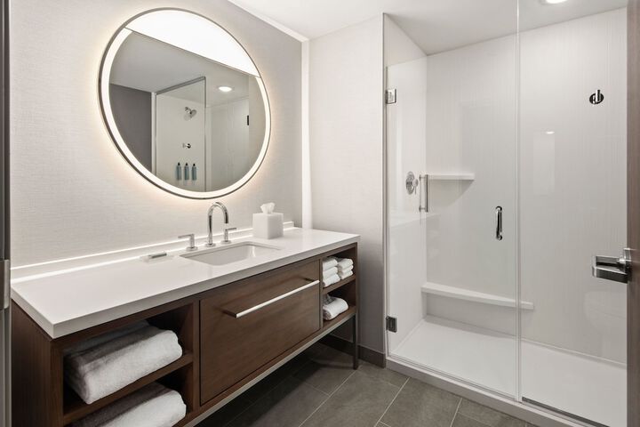 Courtyard by Marriott Owatonna Downtown