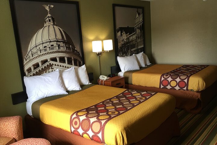 Room 22 of 31