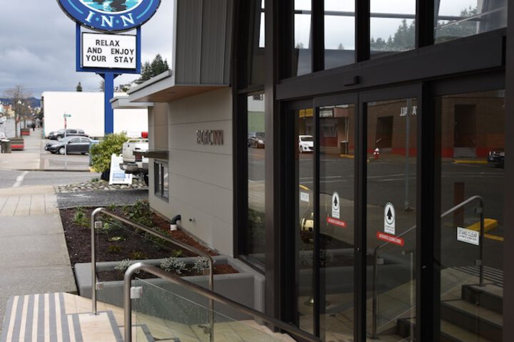 Pacific Inn