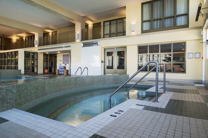 Pool 4 of 61